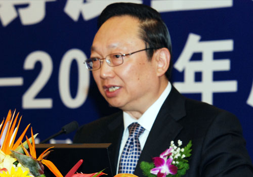 消費(fèi)維權(quán)專家、中消協(xié)原副秘書長武高漢